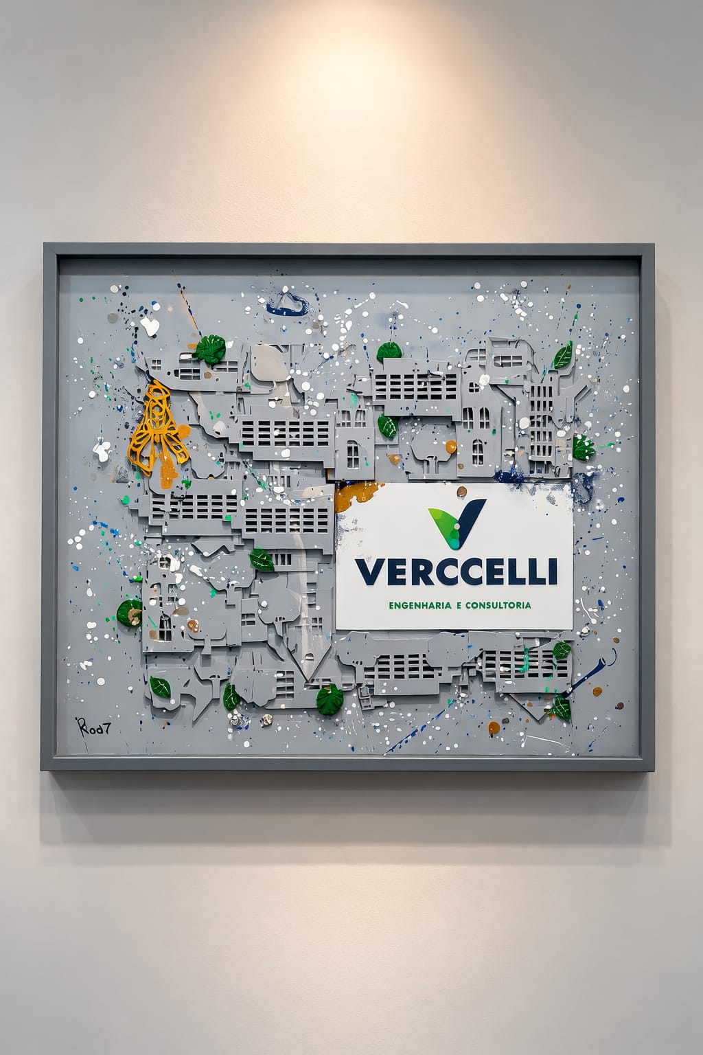 Quadro com logotipo de empresa integrado a composição urbana em MDF reciclado — obra Concept 03