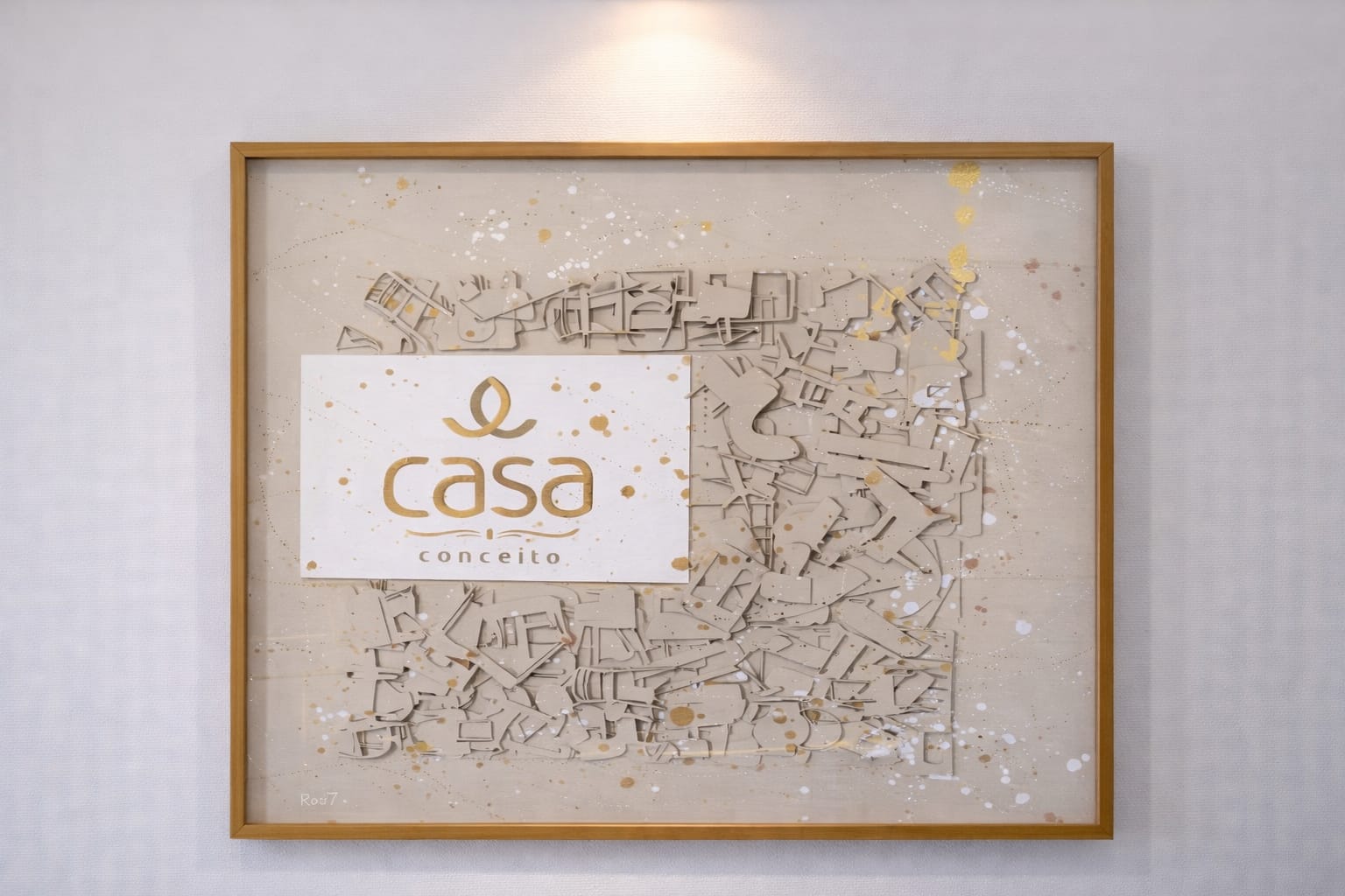 Obra Concept 06 com logo de empresa integrado a paisagem urbana sustentável de MDF reciclado